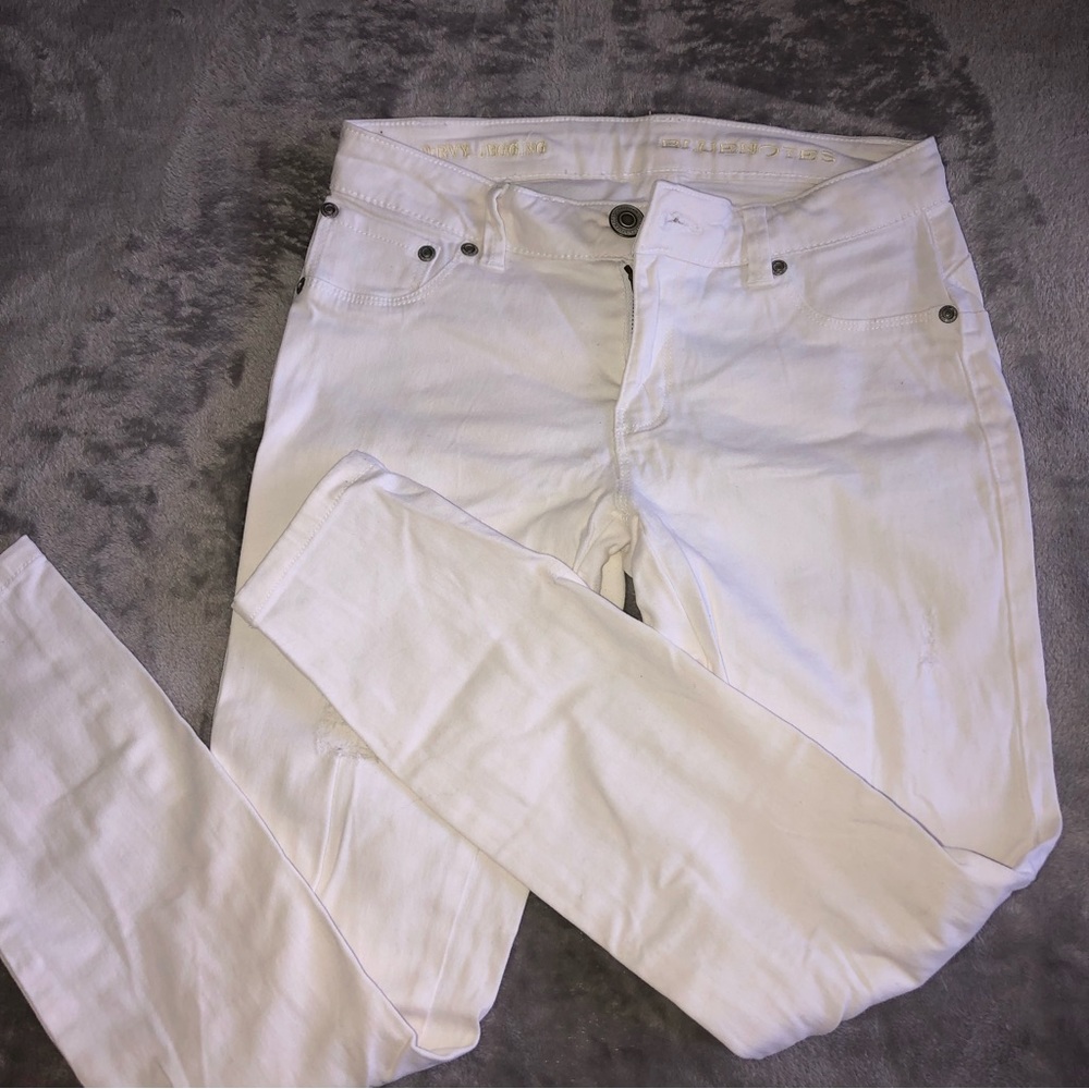 Bluenotes skinny/ripped white jeans
